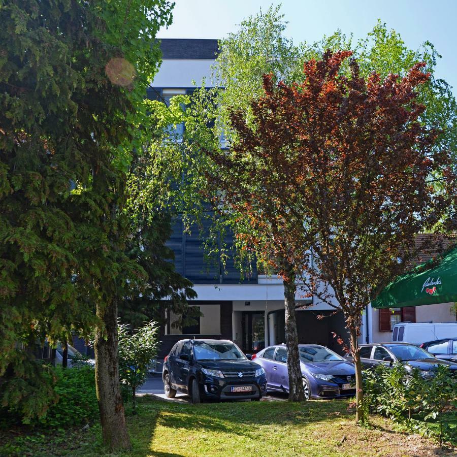 Aetherius Red Zagreb Exterior photo